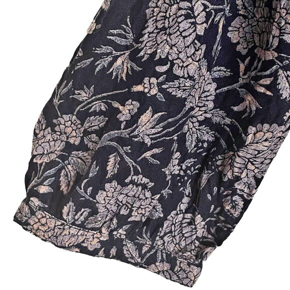 Lucky Brand Womens V-Neck Batik Floral Peplum Top Sz Small Stretch Dark Navy - Picture 4 of 12